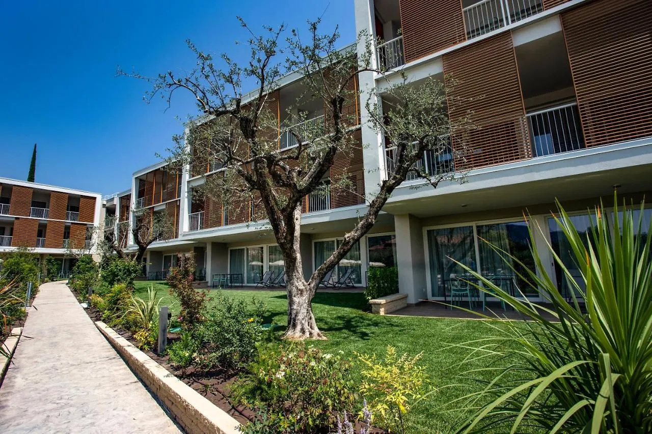 Residenza Olivo Aparthotel Garda  0*, Garda (Verona) Italy