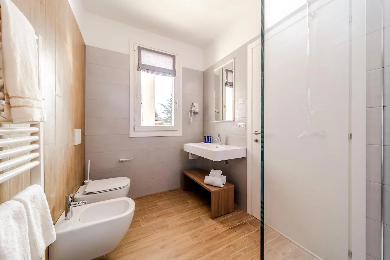 Residenza Olivo Aparthotel Garda   Garda (Verona)